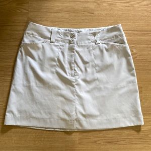 Woman’s Nike Golf skort